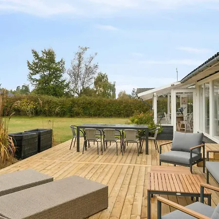Premium Newly Renovated Retreat * Dannemare