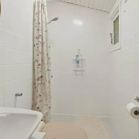 Premium Newly Renovated Retreat Semesterbostad